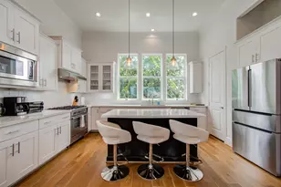 1512 Stuart St, Houston, TX 77004 - Photo 9