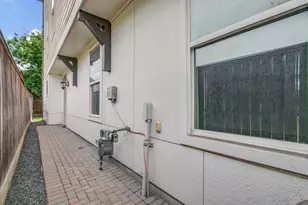1512 Stuart St, Houston, TX 77004 - Photo 37