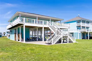 3174 Sea Castle Dr, Crystal Beach, TX 77650 - Photo 47