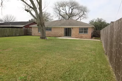 513 Sims Drive, Angleton, TX 77515 - Photo 19