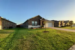 22619 Castello Lakes Dr, Katy, TX 77449 - Photo 3