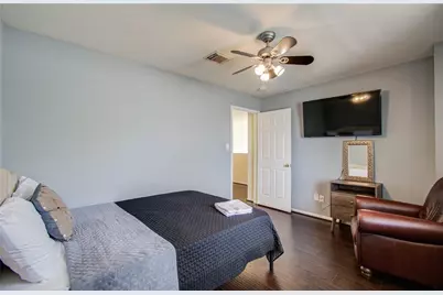 3219 Leila Oaks Drive, Houston, TX 77082 - Photo 25