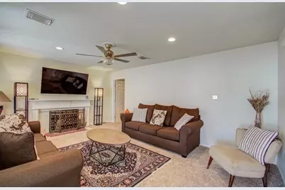 3219 Leila Oaks Drive, Houston, TX 77082 - Photo 15
