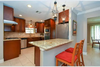 9030 Quebec Drive, Houston, TX 77096 - Photo 15