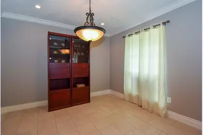 9030 Quebec Drive, Houston, TX 77096 - Photo 9