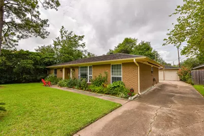 9030 Quebec Drive, Houston, TX 77096 - Photo 3