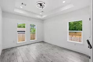 5515 Elm Springs Dr, Houston, TX 77048 - Photo 21