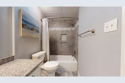 7037 N Holiday Drive, Galveston, TX 77550 - Photo 11