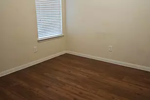 14955 Hidalgo Valley Ln, Houston, TX 77090 - Photo 17