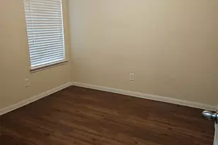 14955 Hidalgo Valley Ln, Houston, TX 77090 - Photo 9