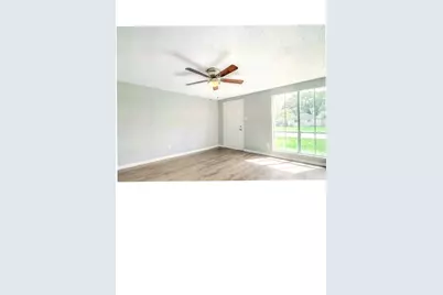 414 Jackson Avenue, Bacliff, TX 77518 - Photo 15
