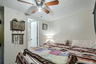 414 Jackson Ave, Bacliff, TX 77518 - Photo 9