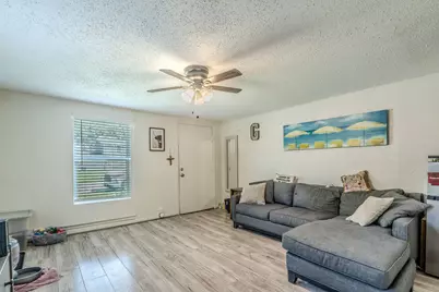 414 Jackson Avenue, Bacliff, TX 77518 - Photo 5