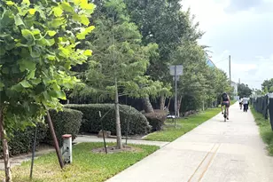 762 Nicholson St, Houston, TX 77007 - Photo 33