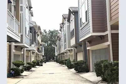 762 Nicholson Street, Houston, TX 77007 - Photo 1