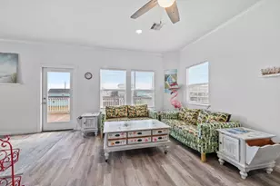 139 W Palm St, Freeport, TX 77541 - Photo 9