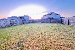 8514 Belfast Mnr Ln, Richmond, TX 77407 - Photo 37