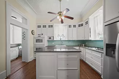 1209 Winnie Street, Galveston, TX 77550 - Photo 9