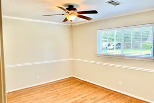 9634 Fairdale Ln, Houston, TX 77063 - Photo 15