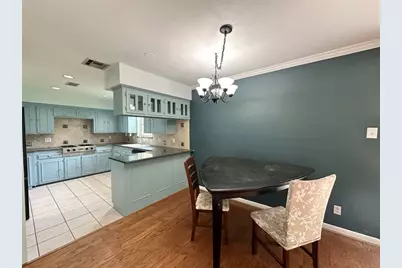 9634 Fairdale Lane, Houston, TX 77063 - Photo 9