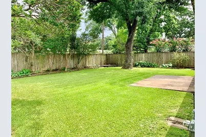 9634 Fairdale Lane, Houston, TX 77063 - Photo 19