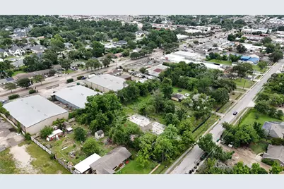 1918 Ojeman Road, Houston, TX 77080 - Photo 17