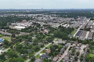 1918 Ojeman Rd, Houston, TX 77080 - Photo 13