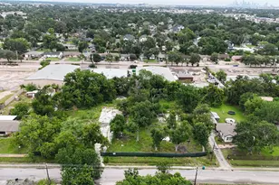 1918 Ojeman Rd, Houston, TX 77080 - Photo 11