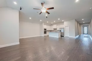22092 Volante Dr, Spring, TX 77386 - Photo 9
