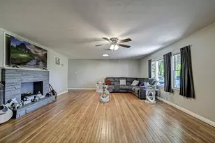 1 4th Ave N, Texas City, TX 77590 - Photo 5