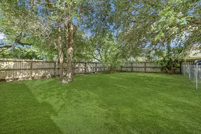 1 4th Avenue N, Texas City, TX 77590 - Photo 31