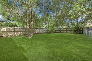 1 4th Ave N, Texas City, TX 77590 - Photo 31