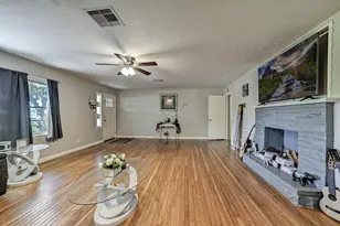 1 4th Ave N, Texas City, TX 77590 - Photo 1