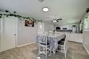 1 4th Ave N, Texas City, TX 77590 - Photo 15