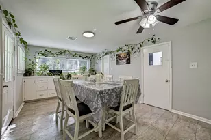 1 4th Ave N, Texas City, TX 77590 - Photo 15