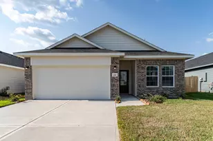 428 Monarch Trl, Huntsville, TX 77340 - Photo 1