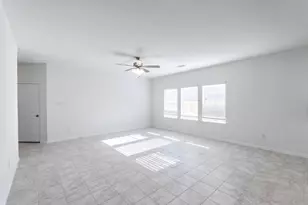 428 Monarch Trl, Huntsville, TX 77340 - Photo 5