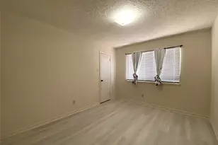 9515 Hendon Ln, Houston, TX 77036 - Photo 19