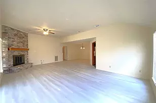 9515 Hendon Ln, Houston, TX 77036 - Photo 7