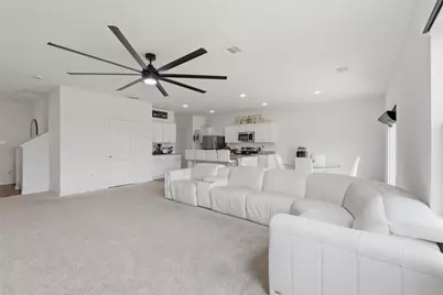 10138 Tiger Flower Lane, Houston, TX 77016 - Photo 3