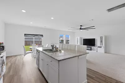 10138 Tiger Flower Lane, Houston, TX 77016 - Photo 9