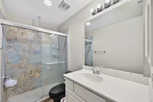 6302 Falling Briar Lane, Sugar Land, TX 77479 - Photo 11