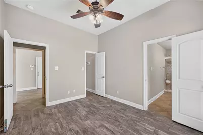 6302 Falling Briar Lane, Sugar Land, TX 77479 - Photo 9