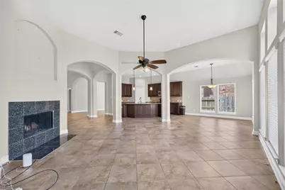 6302 Falling Briar Lane, Sugar Land, TX 77479 - Photo 35
