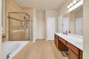 707 Burr Oak, Richwood, TX 77531 - Photo 11