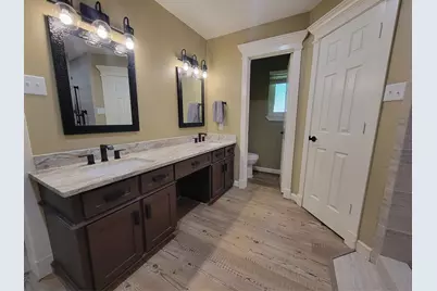 630 Stonewall Jackson Drive, Conroe, TX 77302 - Photo 19