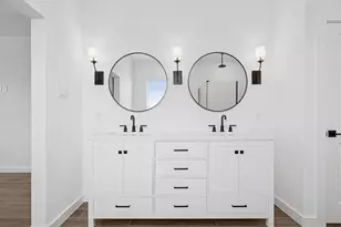 12322 Old Fashion Cir, Mont Belvieu, TX 77535 - Photo 15