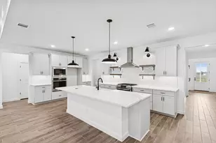 12322 Old Fashion Cir, Mont Belvieu, TX 77535 - Photo 5