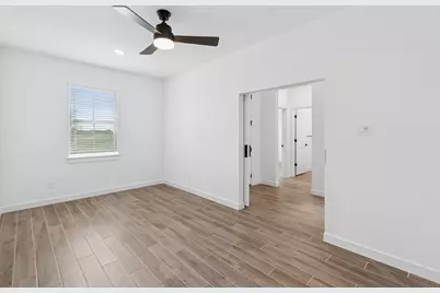 12322 Old Fashion Circle, Mont Belvieu, TX 77535 - Photo 3