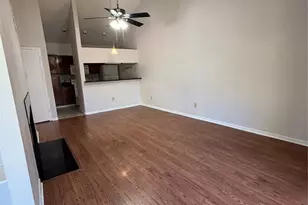 8055 Cambridge St, Houston, TX 77054 - Photo 11